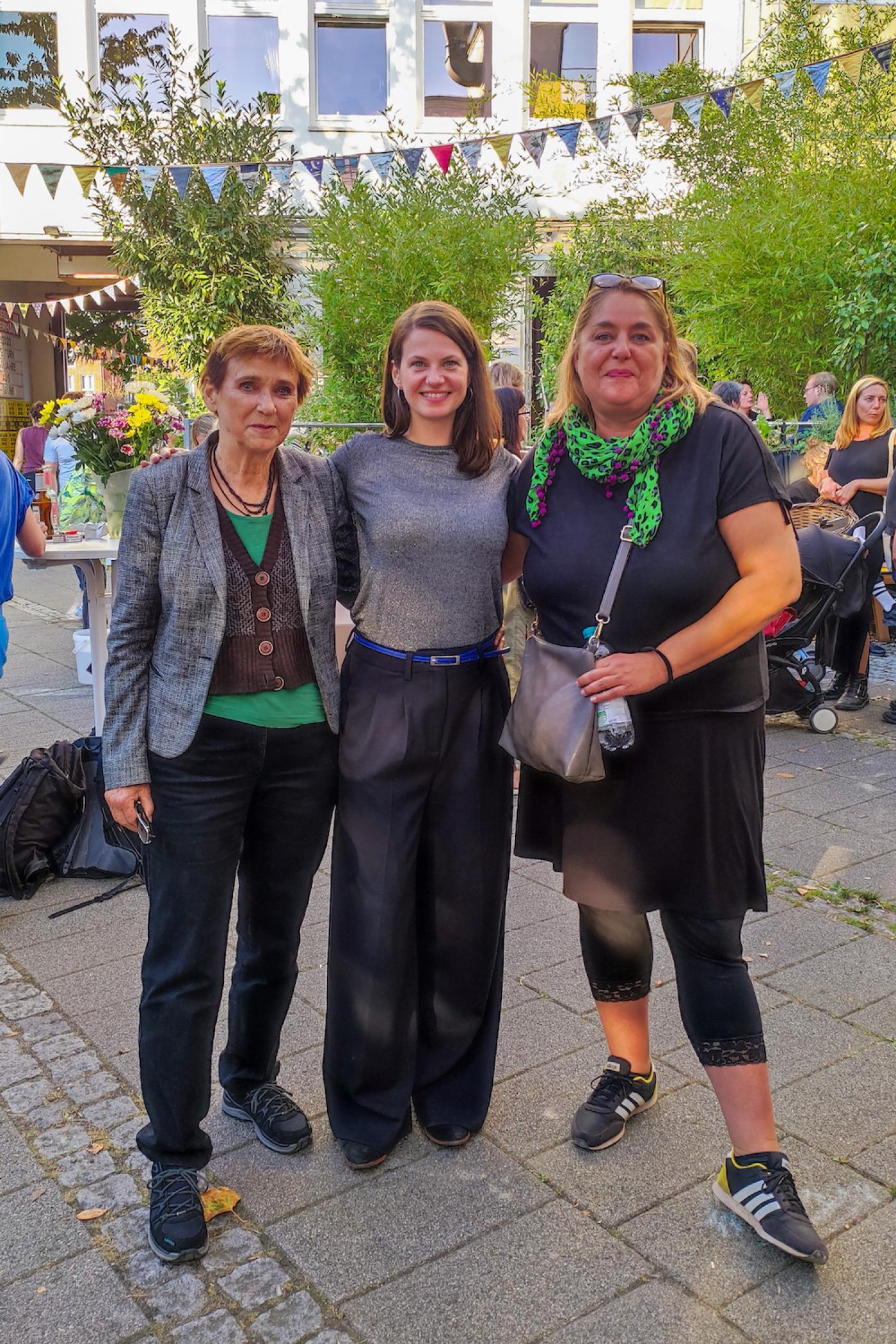 VLNR Waltraut Steimke Janine Behrens Nicole Nowak Foto Kuenstlerhaus Bremen